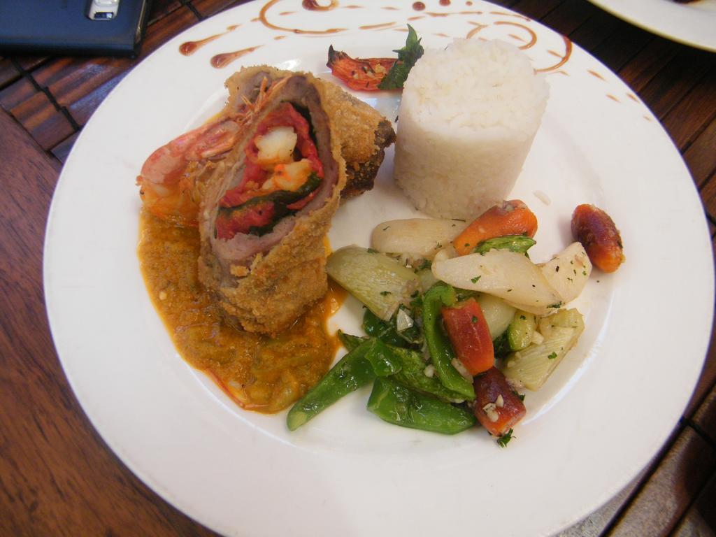 Hotel Restaurant Le Combava アンタナナリボ エクステリア 写真
